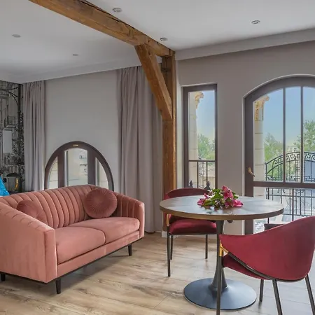 Latarnik - Piotrkowska 37 Apartament