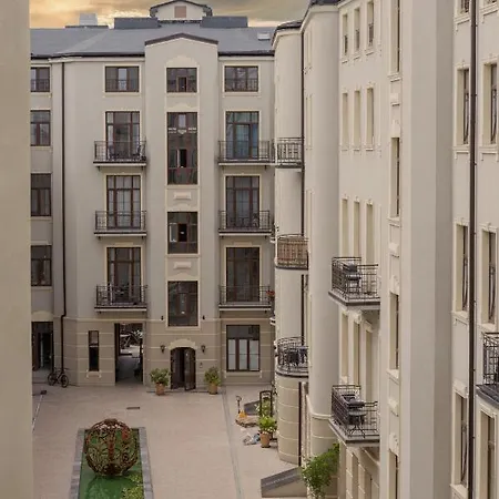 Latarnik - Piotrkowska 37 Apartman