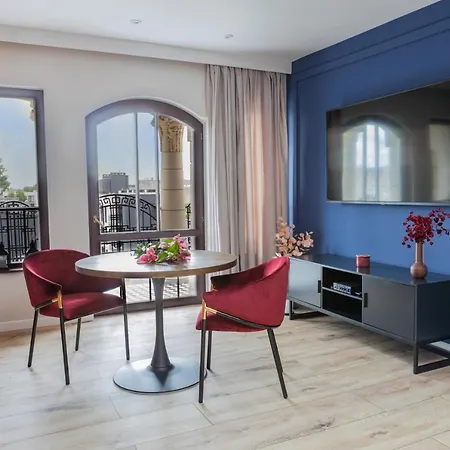 Latarnik - Piotrkowska 37 * Łódź