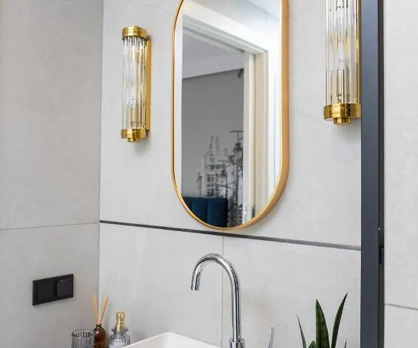 Latarnik - Piotrkowska 37 Łódź