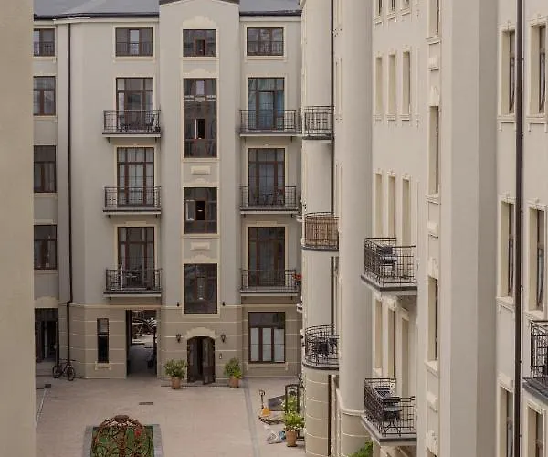 Latarnik - Piotrkowska 37 Apartment