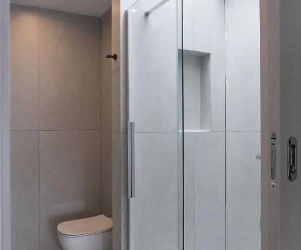 Latarnik - Piotrkowska 37 * Lodz